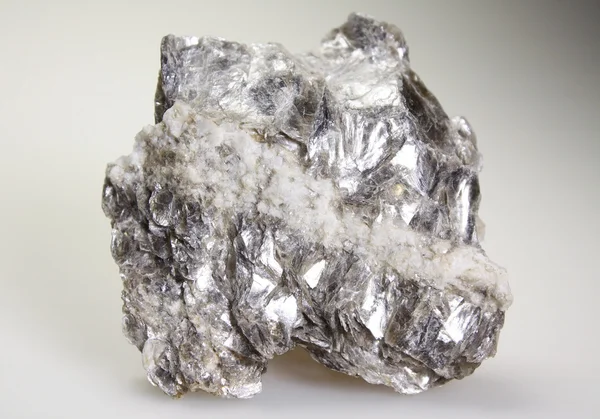 interesting facts about mica