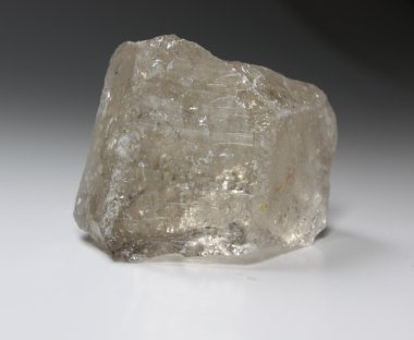 dumanlı kuvars (rauchtopaz) mineral
