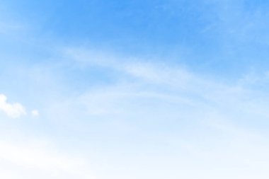 Phuket, Tayland 'da mavi gökyüzü ve bulutlar