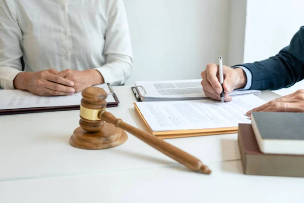 Male Lawyer Pointing Legal Document Explaining Consultation Terms Condition Businesswoman — Stock Photo, Image