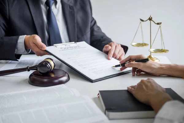 Businesswoman Male Lawyer Judge Consult Conference Having Team Meeting Client — Stock Photo, Image