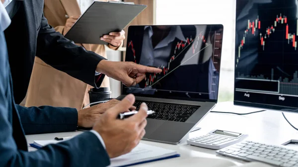 Business Team Partner Werkt Met Computer Laptop Discussie Het Analyseren — Stockfoto