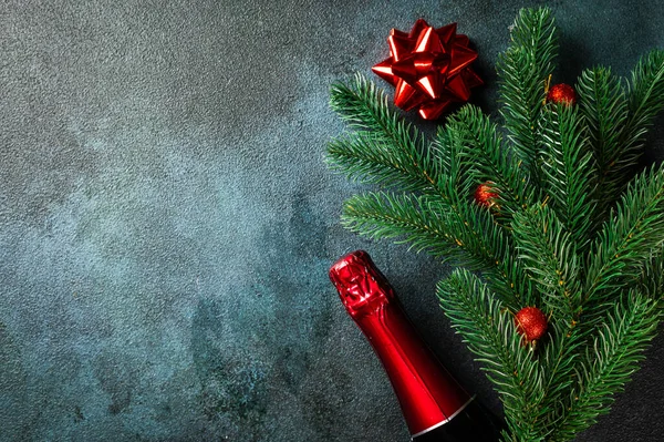 Composición Año Nuevo Con Botella Champán Decoración Navideña Año Nuevo — Foto de Stock