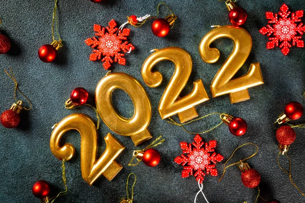 2022 numbers with champagne bottle and decor. Happy new year and festive concept. Top horizontal view copyspace. New Year Flatly. Christmas flatlay. New year 2022. New year concept. — Stock Photo, Image
