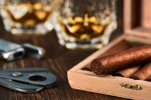 View Wooden Box Cuban Cigars Lighter Cutter Still Life Two — Foto Stock