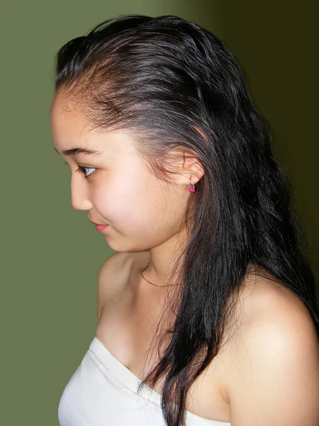 Profile of the asian girl — Stock Photo, Image