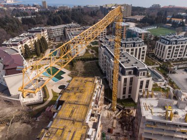 Yoğun İnşaat Alanı ve İnşaat Aletleri Hava Görünümü