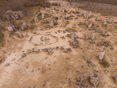 Bulgaristan 'ın Varna kenti yakınlarındaki Pobiti Kamani' nin havadan görünüşü, Taş Ormanı Doğal Rezervi