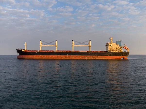 Grande Navio Carga Geral Cima Para Baixo — Fotografia de Stock