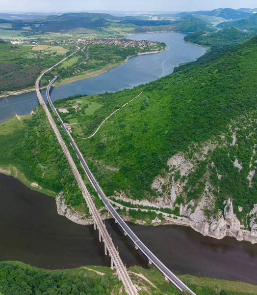 Чудесные Скалы Чуднит Скали Вид Воздуха Мосты Через Озеро Цонево — стоковое фото