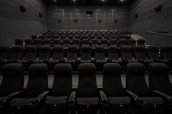 Sala Cinema Vuota Con Sedili Pareti Nere Cinema Nessuno — Foto Stock