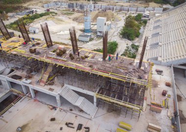 Stadyumun hava manzarasının inşaatı