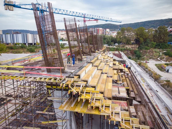 建造体育场的空中俯视图 — 图库照片