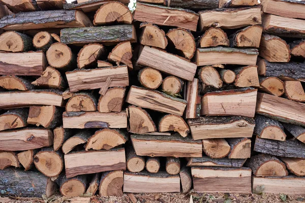 Haufen Trockenes Brennholz Für Die Beheizung Von Häusern Winter — Stockfoto