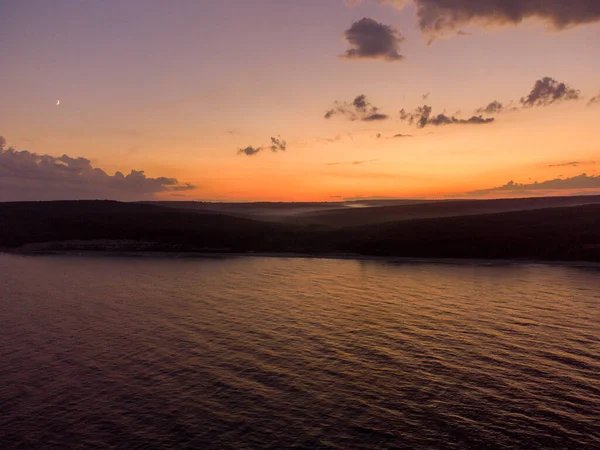 Volando Sobre Mar Por Noche Vista Del Dron —  Fotos de Stock