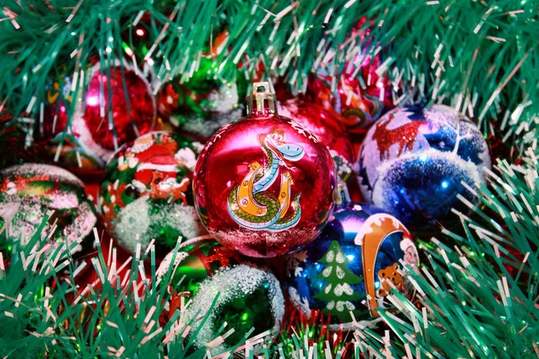 Fundo de brinquedos de árvore de Natal — Fotografia de Stock