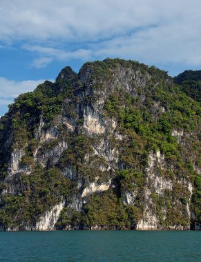 Khao sok dağ ve göl Tayland