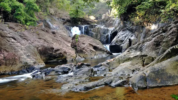 Ταϊλάνδη, koh chang, klong nonsi καταρράκτη — Φωτογραφία Αρχείου