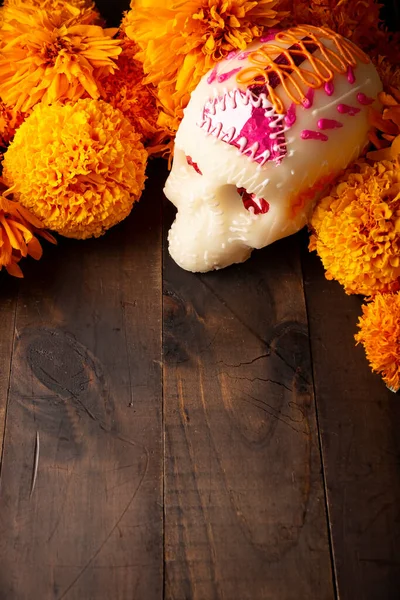 Ζάχαρη Κρανίο Λουλούδια Cempasuchil Marigold Διακόσμηση Που Χρησιμοποιείται Παραδοσιακά Βωμούς — Φωτογραφία Αρχείου