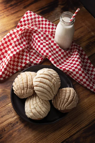 Conchas Meksika Usulü Tatlı Ekmek Deniz Kabuğu Görünümlü Genellikle Kahvaltıda — Stok fotoğraf