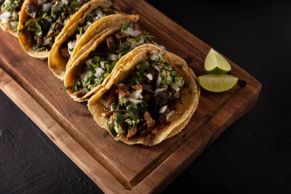 Tacos Suadero Smažené Maso Kukuřičné Tortille Pouliční Jídlo Cdmx Mexiko — Stock fotografie
