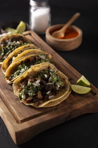 Tacos Suadero Carne Frita Una Tortilla Maíz Comida Callejera Cdmx — Foto de Stock