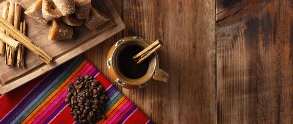 Cafe Olla Traditioneller Mexikanischer Kaffee Und Grundlegende Zutaten Für Seine — Stockfoto