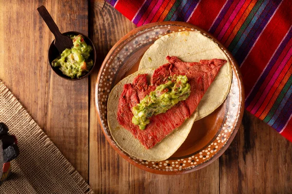 Tacos Cecina Enchilada Con Guacamole Carne Cerdo Carne Vacuno Salada — Foto de Stock