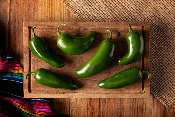 Serrano Chile Green Chile Capsicum Annum Variedade Muito Popular Pimentão — Fotografia de Stock