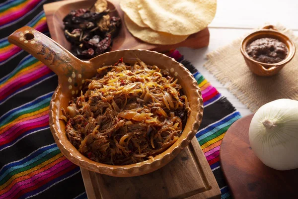 Tinga Res Plato Típico Mexicano Preparado Principalmente Con Carne Rallada —  Fotos de Stock