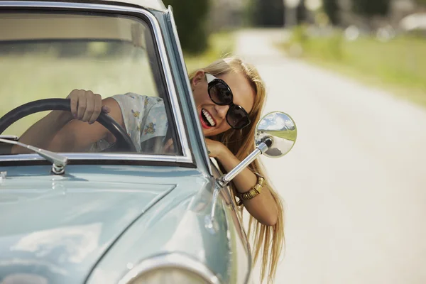 Feliz en el coche — Foto de Stock