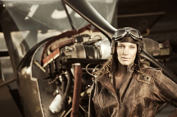 Beautiful woman pilot: vintage photo — Stock Photo, Image