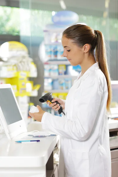 Pharmacy: Scanning a Pill Bottle — Stock Photo, Image