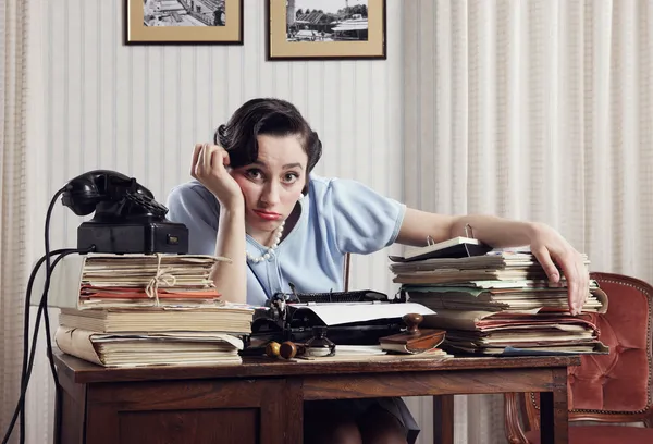 Overwhelmed Office Worker — Stock Photo, Image