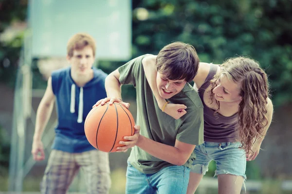 Street basketball — Stock Photo, Image