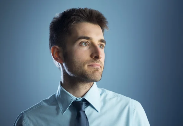 Attractive businessman posing — Stock Photo, Image