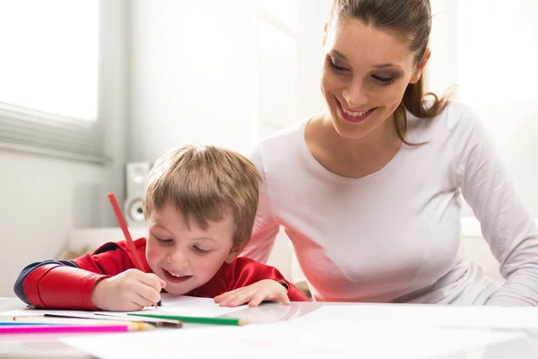 Spelen en samen leren — Stockfoto