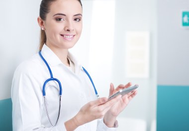 Doktor ile dijital tablet