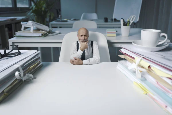 Tiny Businessman Sitting Office Desk Thinking Hand Chin Business Strategy — Stock Fotó