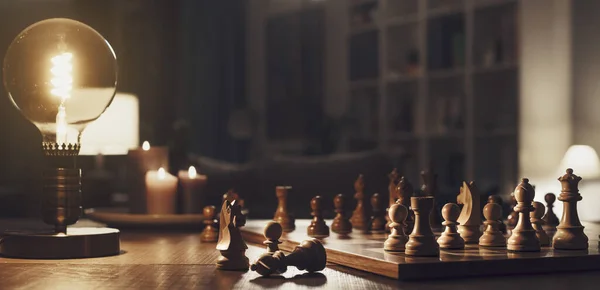 Šachová Partie Luxusní Dřevěnou Šachovou Sadou Interiérem Obývacího Pokoje — Stock fotografie