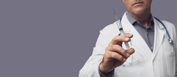 Doctor Holding Syringe Giving Injection Medicine Vaccination Treatment Concept Blank — Stock fotografie
