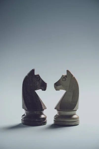 Knights Opposing Each Other Chess Game Competition Concept — Stock Photo, Image