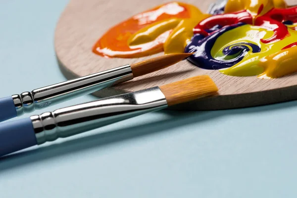 Palette Profesyonel Suluboya Fırçalar Boya Sanat Yaratıcılık Kavramı — Stok fotoğraf