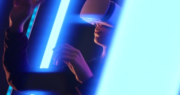 Interaction Utilisateur Avec Réalité Virtuelle — Video