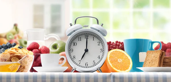 Vintage Alarm Clock Delicious Healthy Meal Kitchen Table Home — Stock Photo, Image