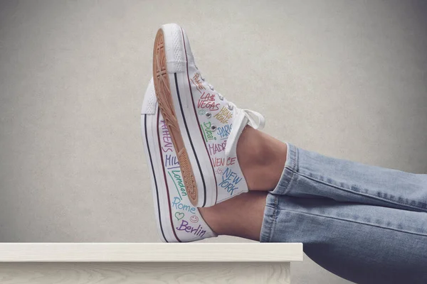 Young Traveler Woman Wearing Canvas Shoes Decorated City Names — Foto Stock