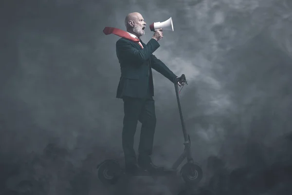 Corporate Businessman Riding Electric Scooter Surrounded Pollution Toxic Smoke Shouting — Stock Photo, Image