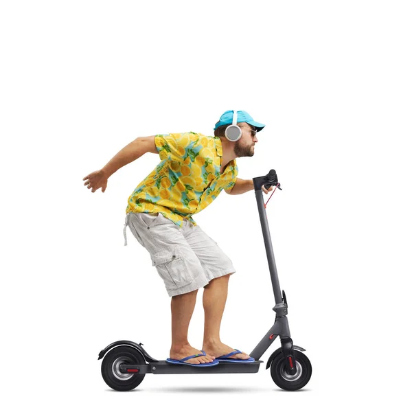 Cool Stylish Man Wearing Colorful Beach Shirt Riding Fast Eco — Stock Photo, Image