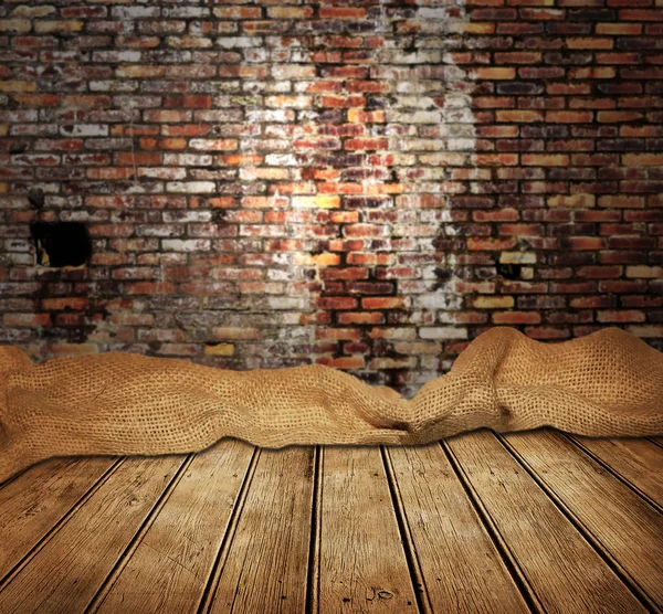 Vieja habitación con pared de ladrillo —  Fotos de Stock