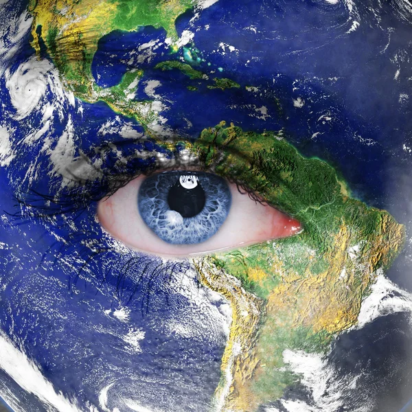 Planet earth and blue human eye — Stock Photo, Image